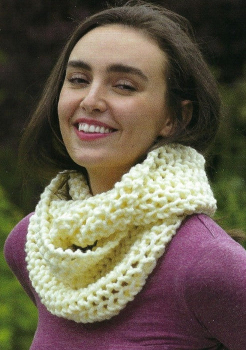 James C Brett JB781 Super Chunky Pattern - Scarf, Snoods and Hat
